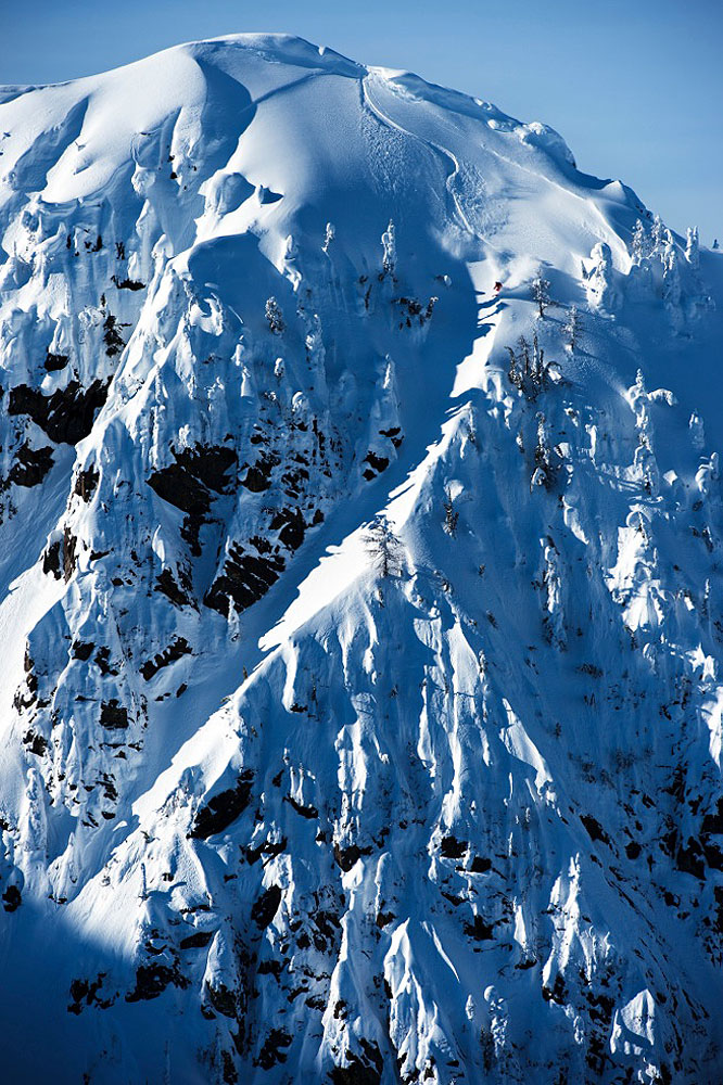 Heliskiing - dokonalý sníh a dokonalé počasí