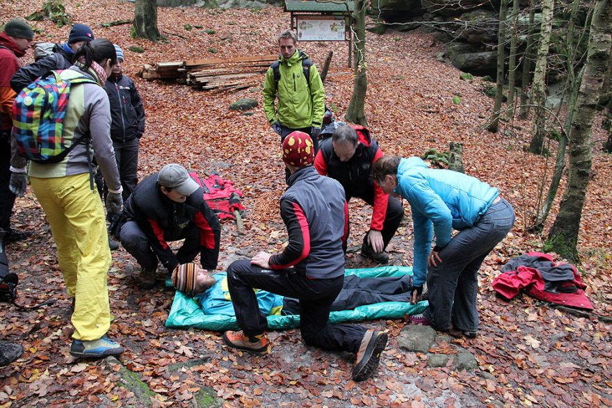 Různé způsoby transportu raněných 3