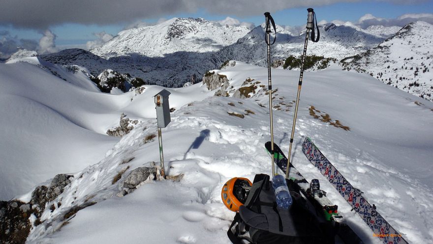 Pěkný vrchol Greimuth s výhledy na západní Totesy