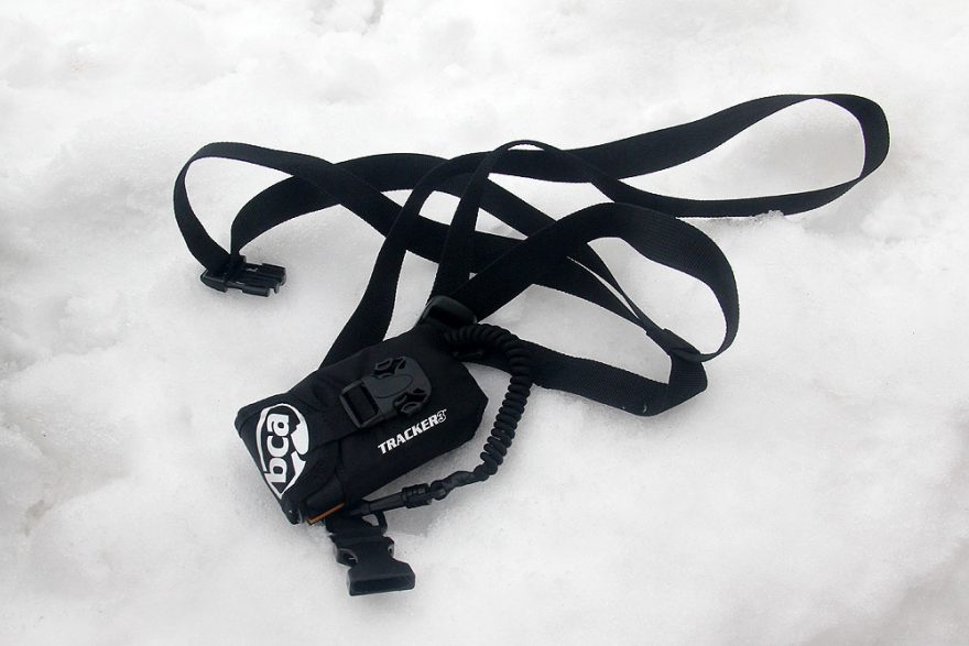 BCA Tracker3 s postrojem
