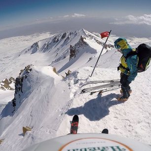 Na východním vrcholu Erciyes Dag (3880 m)