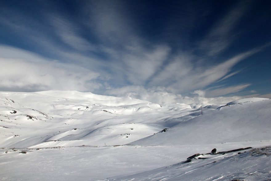 Mraky si hrají nad horami