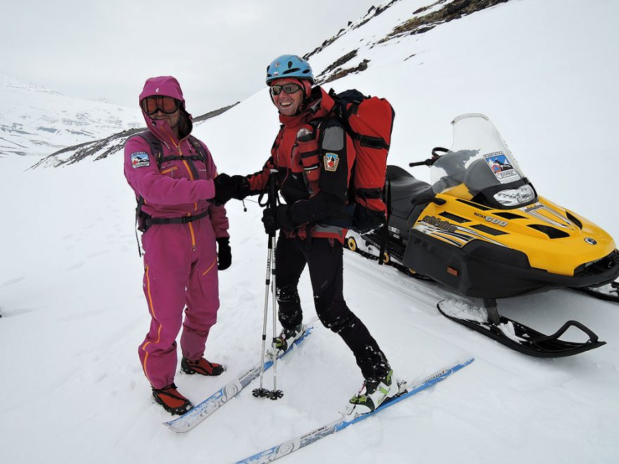 Dva záchranáři - jeden z Kamčatky a druhý z Orlických hor