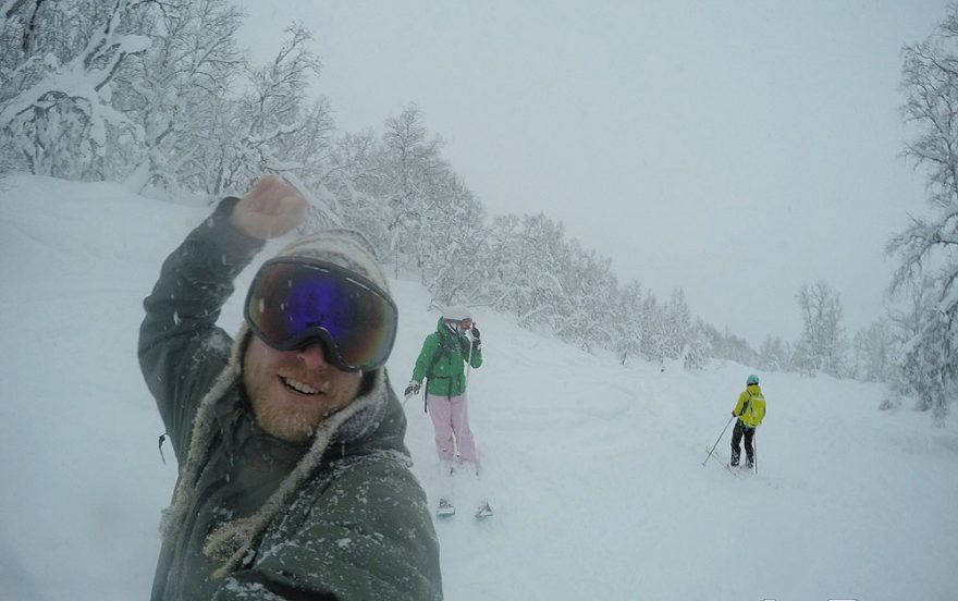 S lyžemi a snowboardem do Sogndal