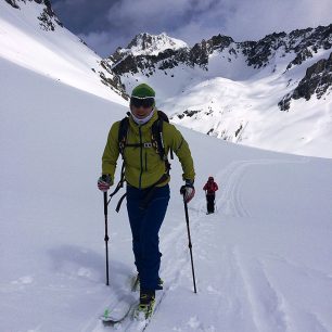Na cestě k sedlu Col de Charmotane