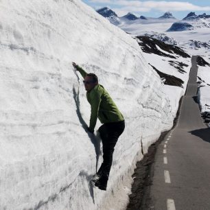 Balci leze leze, ale nevyleze