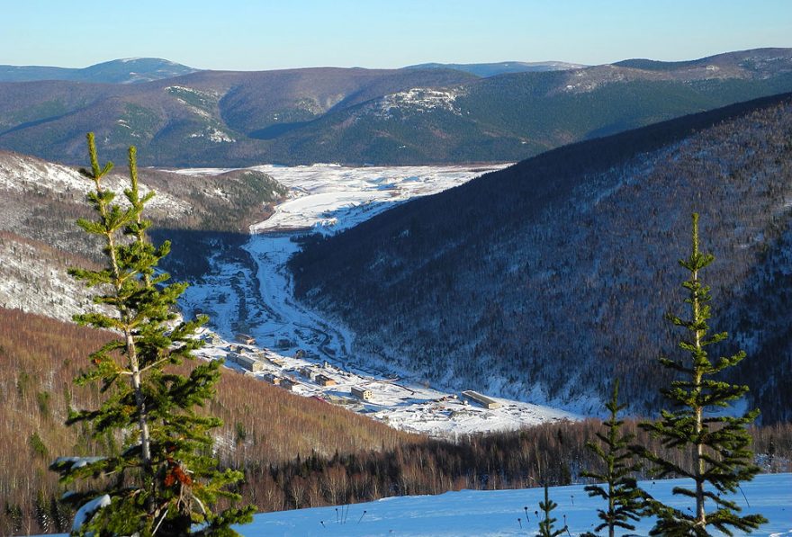 Pohled na Priiskovoje z okolních kopců