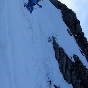 Telemarkem přes skalní práh