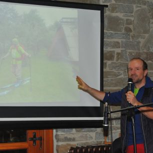 Rosťa Tomanec před zimní sezónou trénuje na trávě, foto: Jiří Kočara