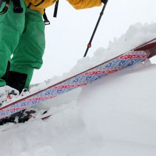 Průchod menší převějí v japonské oblasti Myoko