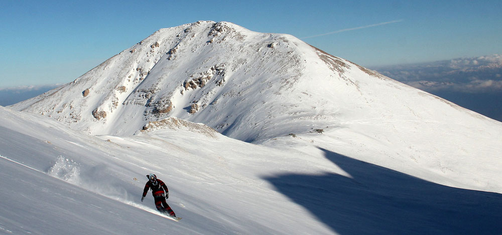 Na snowboardu z Titova vrvu - v pozadí Bakardan