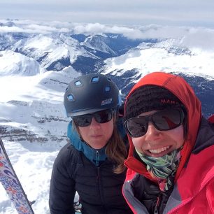 Na dámském ledovcovém skialpinistickém přechodu