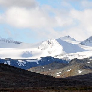 Podzimní Jotunheimen - vrcholky už zasněžené