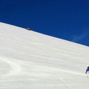 Telemarkujeme na svazích Mt. Shasta.