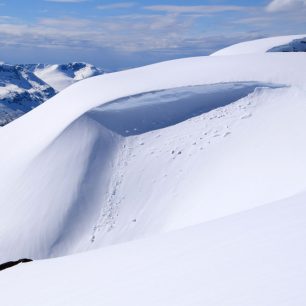 Převěje cestou na vrchol Slanglifjellet