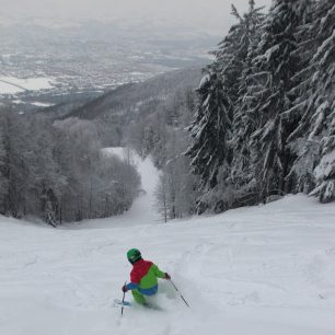 Hluboko pod námi je Maribor