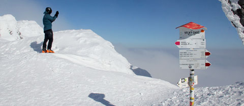 Na skialpech na dokonalý vyhlídkový vrchol Veľký Choč (1611 m)