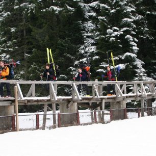 Přes Crno jezero