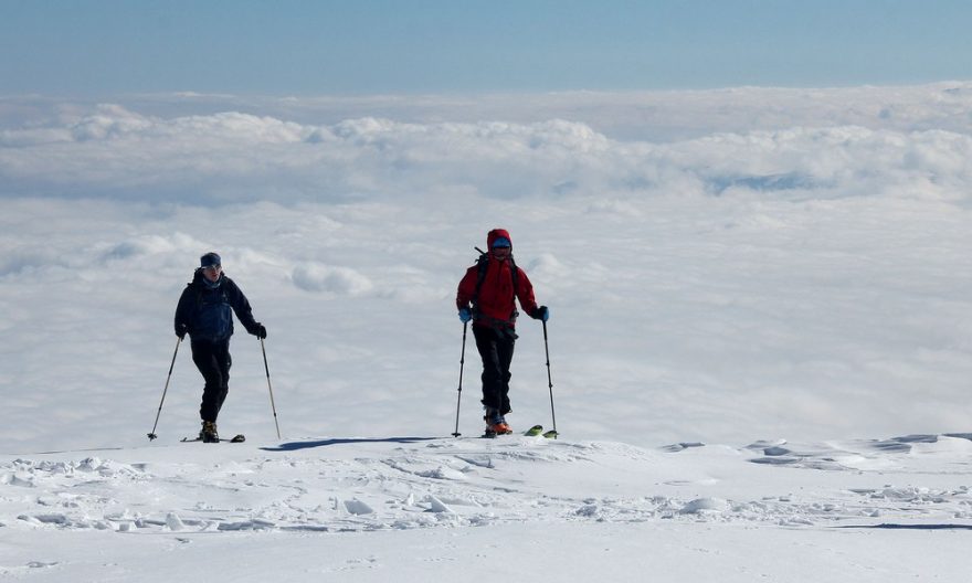 Dokonalá inverze na hřebenu Šar planiny cestou na Karabunar