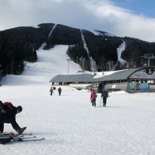 Nástup v lyžařském středisku Bjelašnica