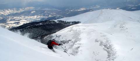 Na vrchol Bjelašnica (2067 m) z Babin Do na skialpech