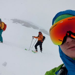 Při sjezdu v hustém sněžení nad Trollstingen, foto: Robin Kubát
