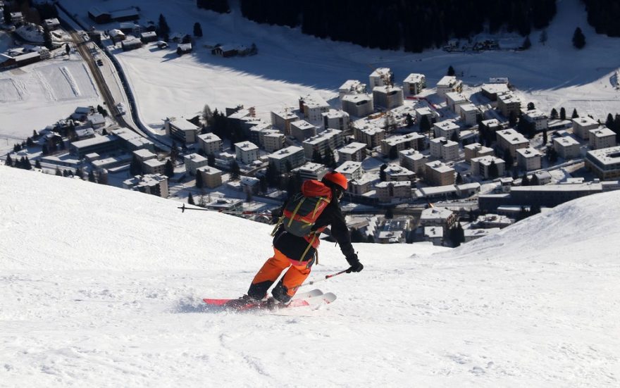 Vzdušný lyžařský výhled na Davos