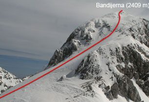 Na skialpech na vyhlídkový vrchol Bandijerna (2409 m) v pohoří Durmitor